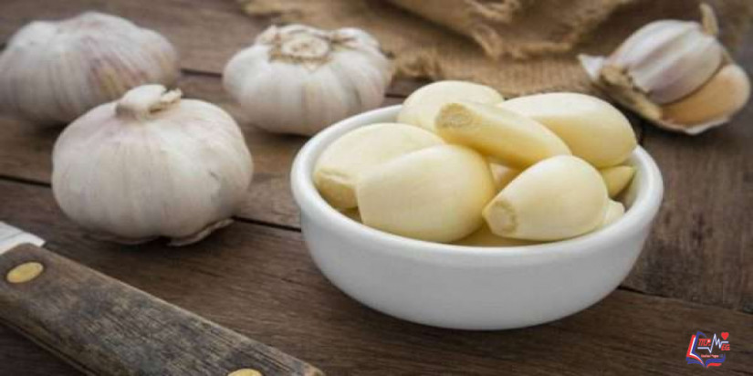 فوائد الثوم الصحية .. 8 أسباب تجعلك تتناوله بشكل يومي