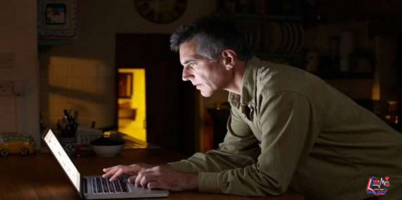 نصائح للزوج والزوجة إذا تورط الزوج في علاقات الانترنت