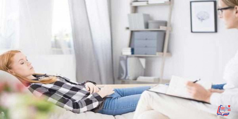 التنويم المغناطيسي وفوائده وأضراره