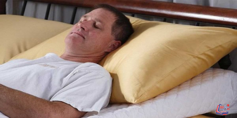 طريقة النوم بعد زراعة الشعر لضمان أفضل النتائج ونصائح هامة!