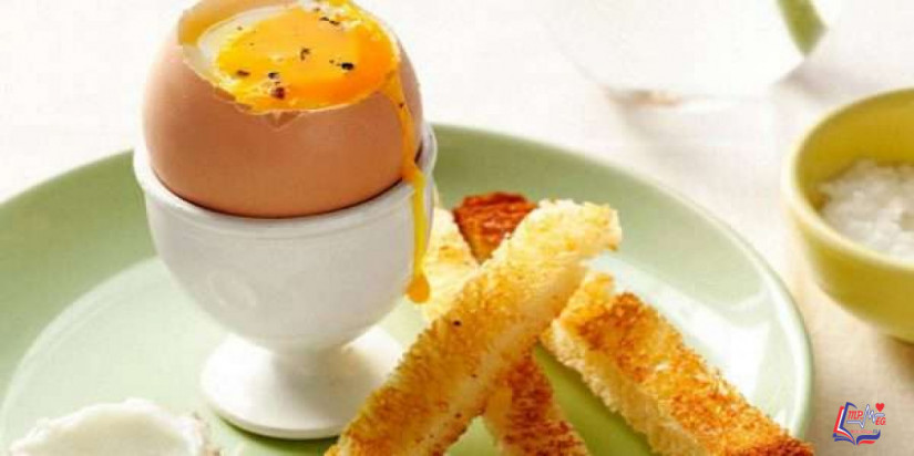 اضرار البيض .. ماذا يحدث عند تناول البيض غير المطهو جيداً؟