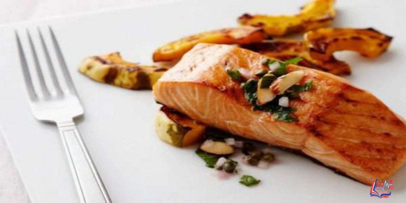 فوائد سمك السلمون لإنقاص الوزن وللجسم وموانع تناوله