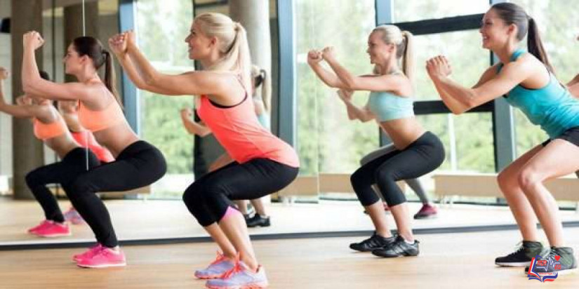 تمارين السكوات بالصور وفوائدها الصحية وطرق القيام بها