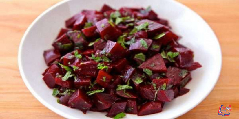 سلطة البنجر مع الرمان