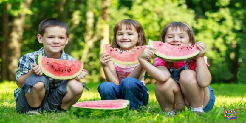 فوائد البطيخ للاطفال .. يرطب الجسم ويحمي من الجفاف