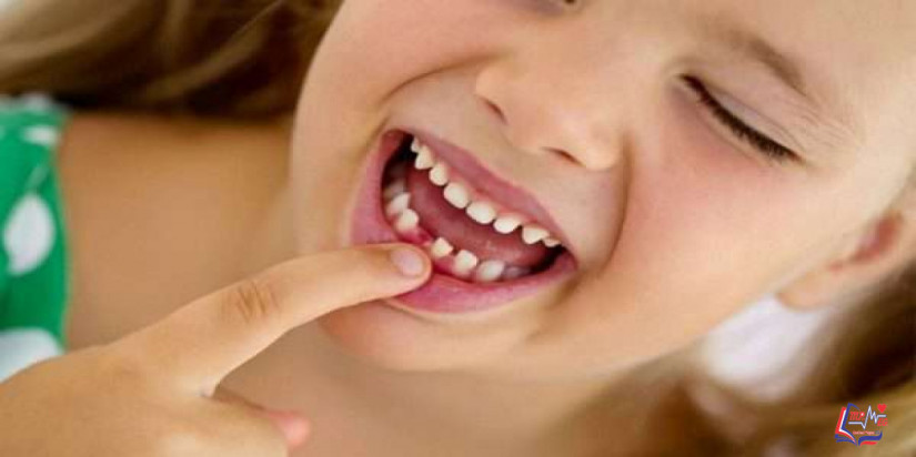 اعراض ظهور الضروس عند الاطفال .. وطرق مختلفة لتقليل الألم