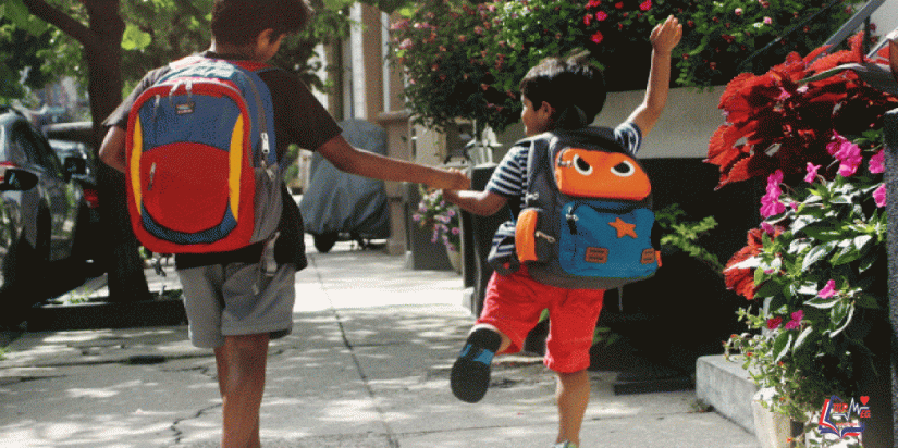 كيف تختار الحقيبة المدرسية الصحية الأفضل لظهر طفلك؟