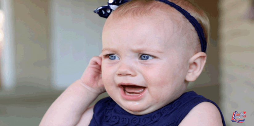 التهاب الاذن الوسطى عند الاطفال .. أعراضه وكيفية علاجه