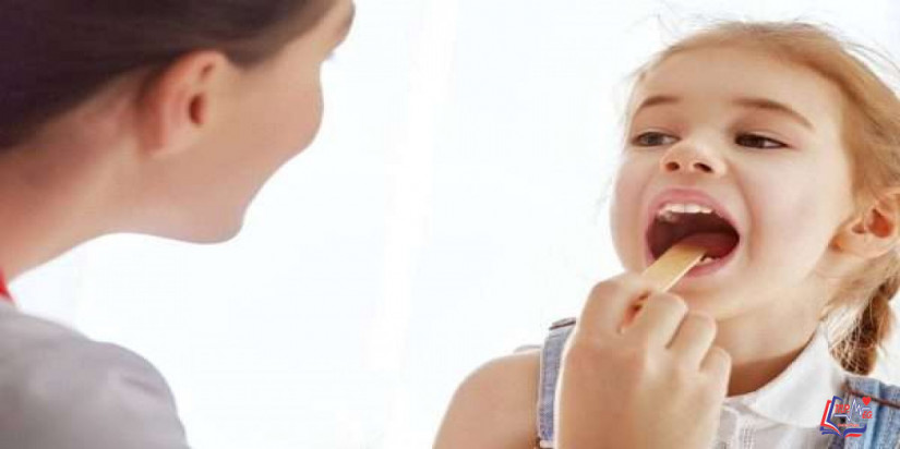 علاج التهاب الحلق عند الاطفال بالطرق الطبية والمنزلية