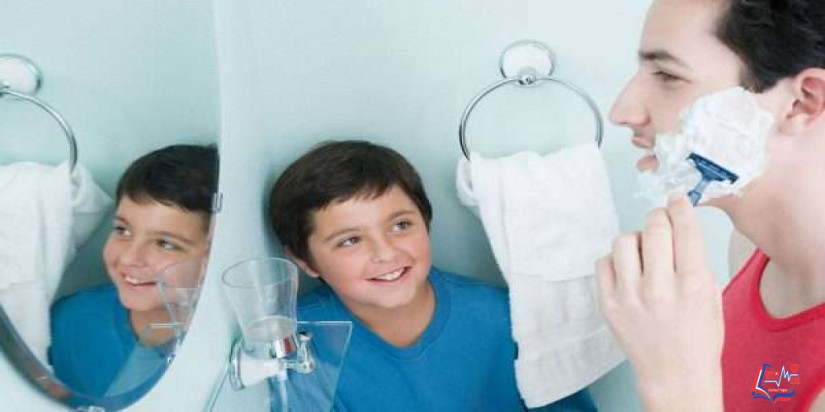 كيف تتنبه الأم لتطور علامات بلوغ الطفل ؟ ونصائح مهمة