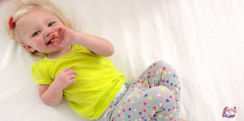 مراحل تطور الطفل خلال 24 شهر من بداية حياته