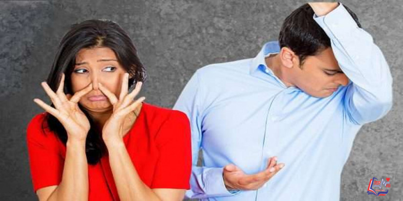 رائحة العرق الكريهة .. أسبابها و كيفية التغلب عليها