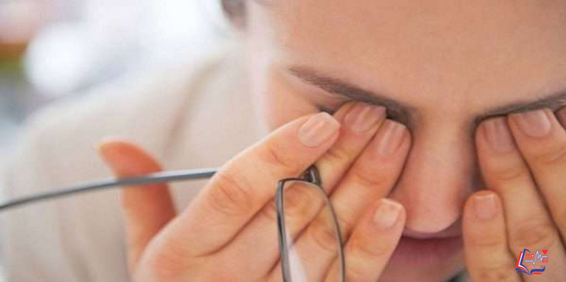 رفة العين Eye twitching